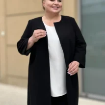 Żakiet damski Długi żakiet na podszewce, ujęcie z przodu, otwarty, długie rękawy, okrągły dekolt.