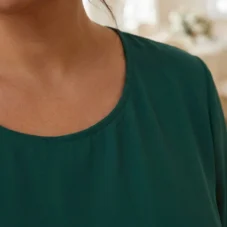 sukienka-szyfonowa-trzy-falbany-na-wesele-plus-size-zielona