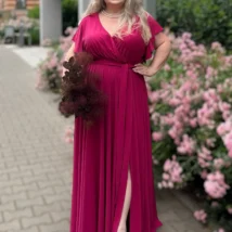 Sukienka damska Jessie maxi z brokatem, przód, zbliżenie na rozcięcie i swobodny układ materiału.