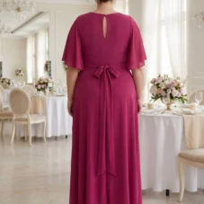 sukienka-rozkloszowana-maxi-z-paskiem-na-wesele-plus-size-fuksja