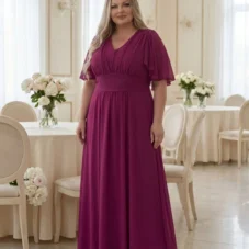 sukienka-rozkloszowana-maxi-z-paskiem-na-wesele-plus-size-fuksja