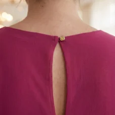 sukienka-rozkloszowana-maxi-z-paskiem-na-wesele-plus-size-fuksja