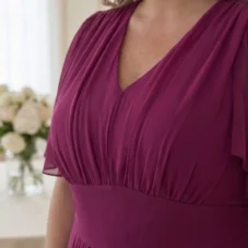 sukienka-rozkloszowana-maxi-z-paskiem-na-wesele-plus-size-fuksja