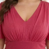 sukienka-rozkloszowana-maxi-z-paskiem-na-wesele-plus-size-fuksja