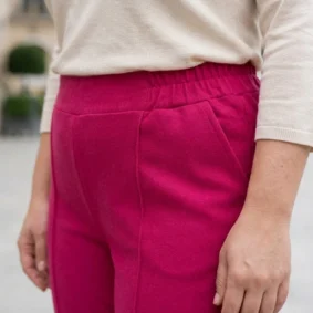 spodnie-na-kant-z-gumka-w-pasie-plus-size-amarantowe