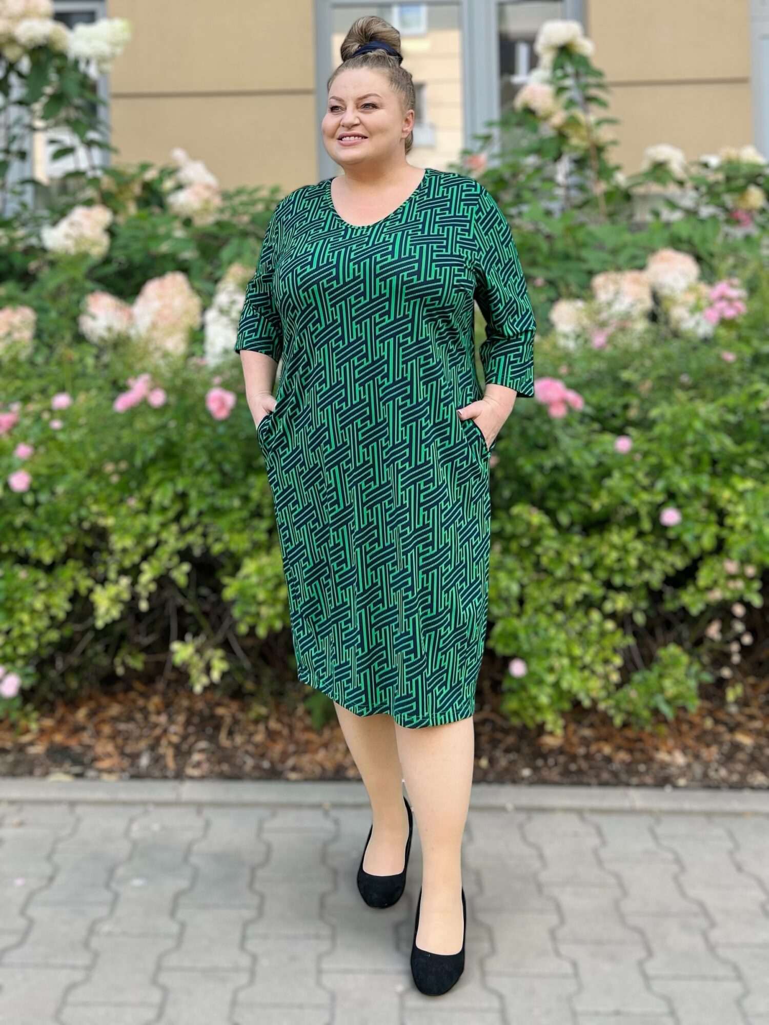 sukienka_plus_size_zielona_kieszenie_irma