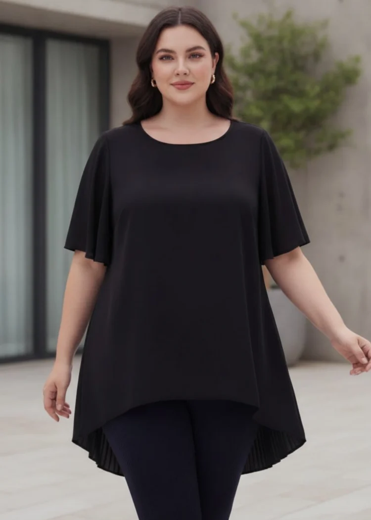 Bluzka damska Daria w kolorze czarnym, widok z przodu, podkreślający luźne rękawy typu kimono.