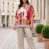 bluzka-oversize-z-nadrukiem-rekaw-motylkowy-duze-rozmiary-malinowa