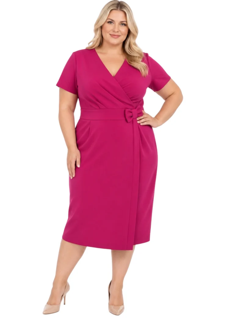 Sukienka amarantowa kopertowa midi z kokardką na wesele plus size